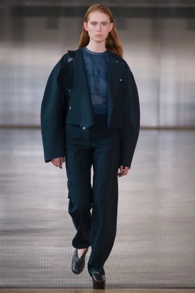 Look 23
